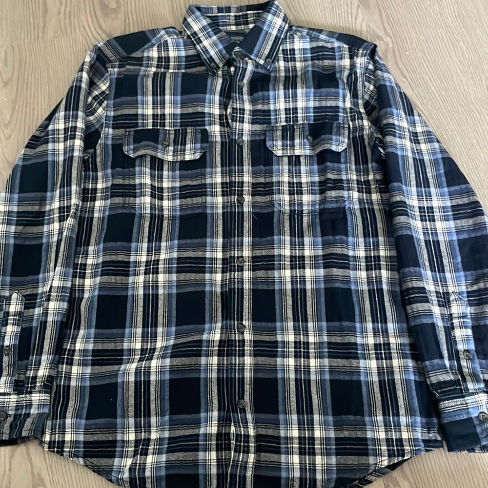 Men’s bottom down shirt